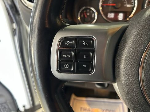 Used 2015 Jeep Wrangler Unlimited Rubicon AWD/4WD image 21