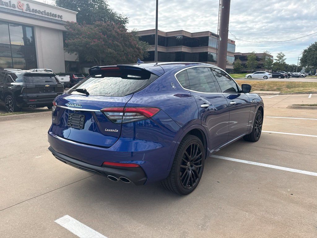 Used 2021 Maserati Levante S GranSport AWD/4WD image 11