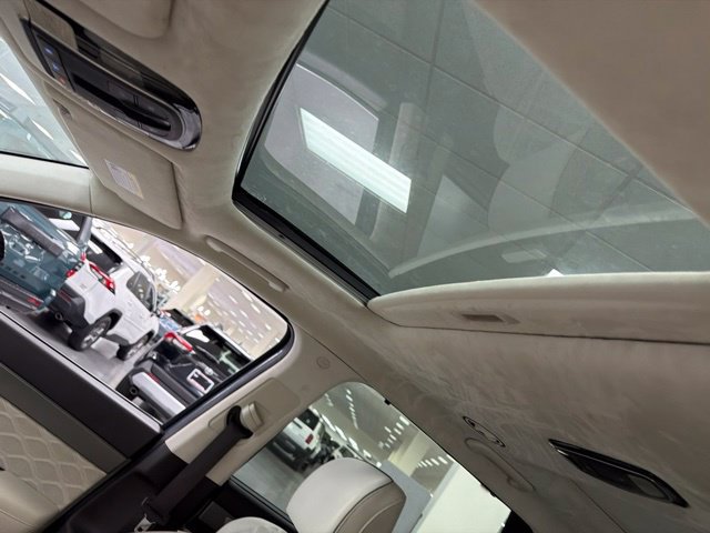 Used 2015 Toyota Highlander Limited AWD/4WD image 21