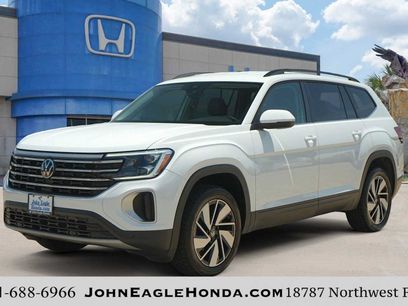Used 2025 Volkswagen Atlas SE