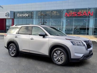 Certified 2024 Nissan Pathfinder SV
