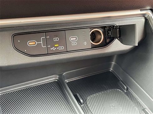 New 2026 Kia Carnival EX image 37