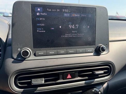 Used 2022 Hyundai Kona SEL w/ Cargo Package image 18