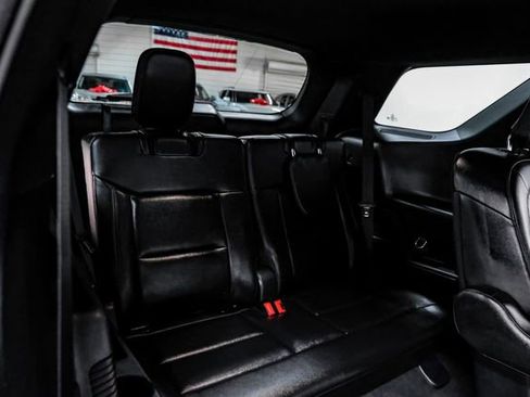Used 2020 Ford Explorer XLT w/ Equipment Group 202A image 36