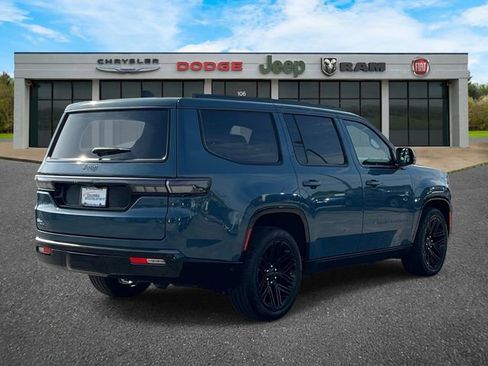 New 2026 Jeep Grand Wagoneer Limited AWD/4WD image 4