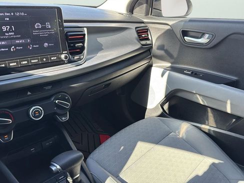Used 2022 Kia Rio S image 20