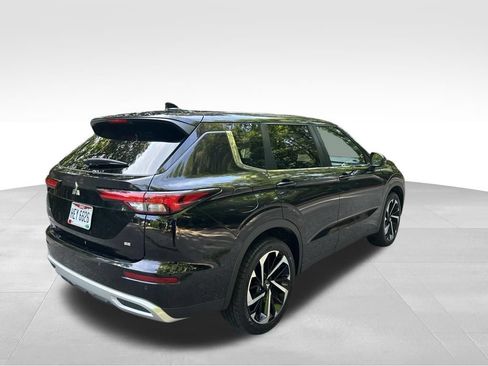 Used 2024 Mitsubishi Outlander SE FWD image 5