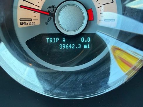 Used 2011 Ford Mustang GT Premium w/ Comfort Pkg image 19