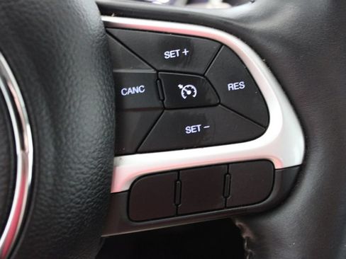 Used 2017 Jeep Compass Sport w/ Cold Weather Group AWD/4WD image 23
