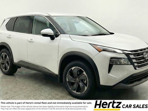Used 2025 Nissan Rogue SV FWD image 1