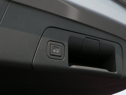 New 2025 Buick Envision Sport Touring image 31