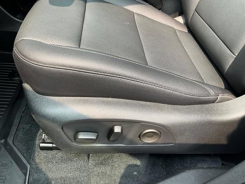 Used 2026 Chevrolet Traverse LT w/ LPO, Floor Liner Package AWD/4WD image 18