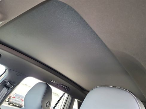 New 2026 Volkswagen Tiguan SE R-Line image 27