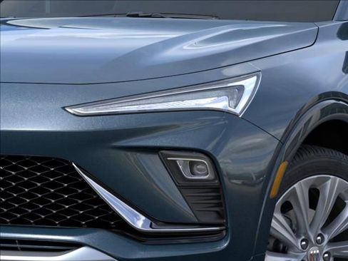 New 2026 Buick Envista Avenir FWD image 10