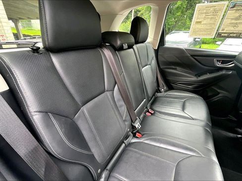 Used 2019 Subaru Forester Limited AWD/4WD image 16