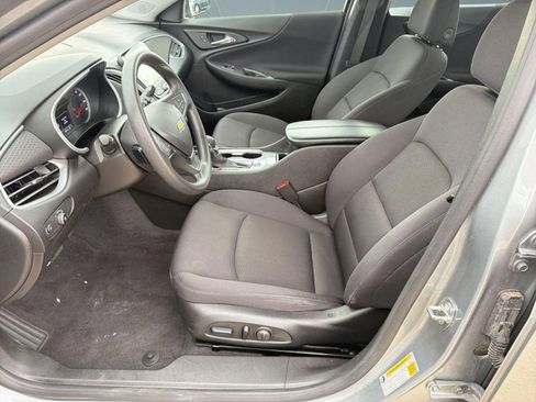 Used 2023 Chevrolet Malibu LT FWD image 5