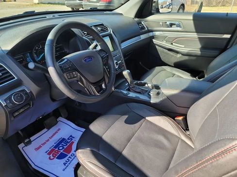 Used 2018 Ford Explorer Sport w/ Equipment Group 401A image 10