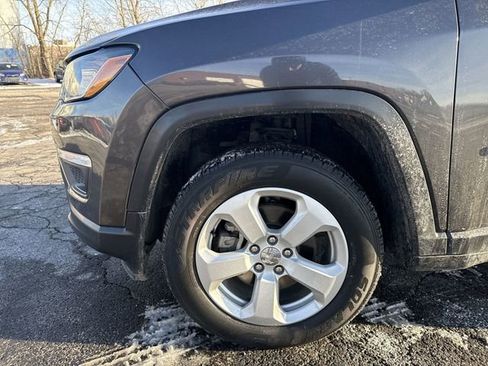 Used 2021 Jeep Compass Latitude image 20