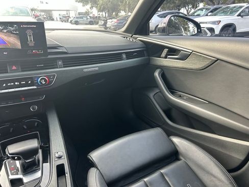 Used 2022 Audi A4 2.0T Premium w/ Convenience Package image 11