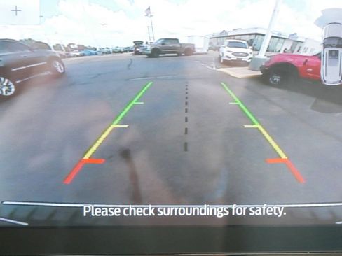 Used 2023 Ford Explorer Limited image 25