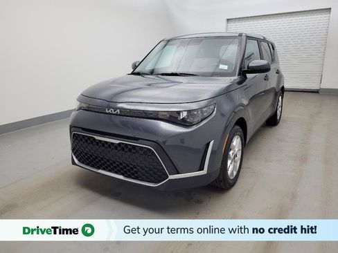 Used 2025 Kia Soul LX image 1