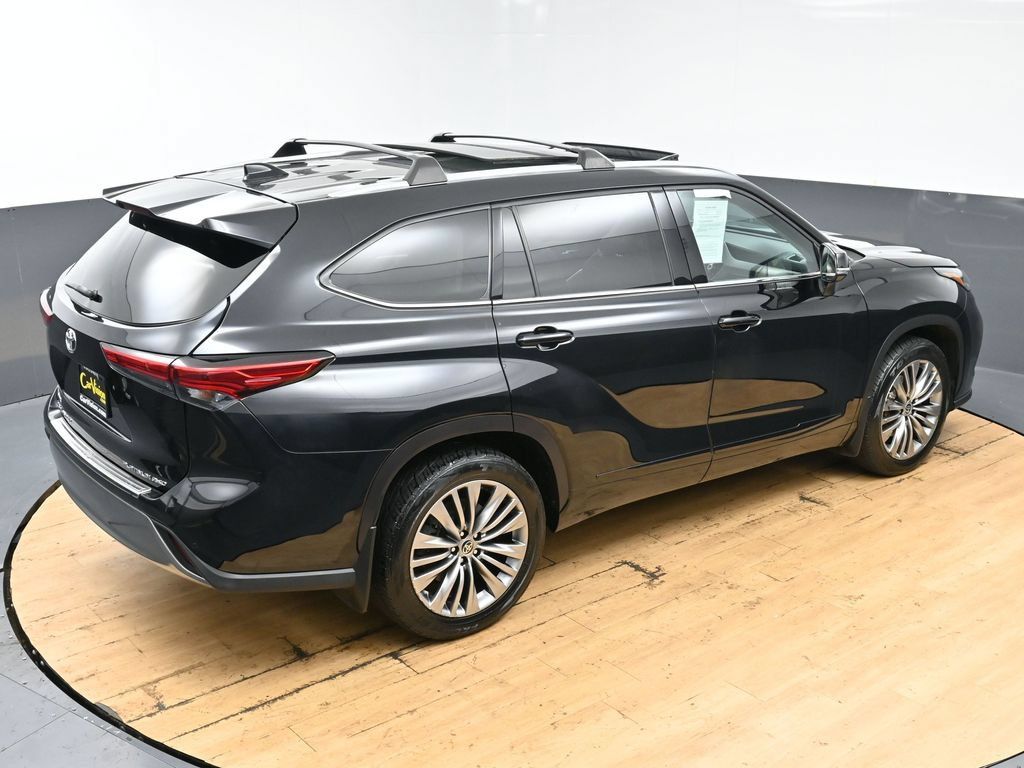 Used 2022 Toyota Highlander Platinum AWD/4WD image 50