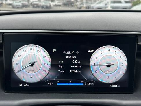 Used 2024 Hyundai Tucson Limited image 25