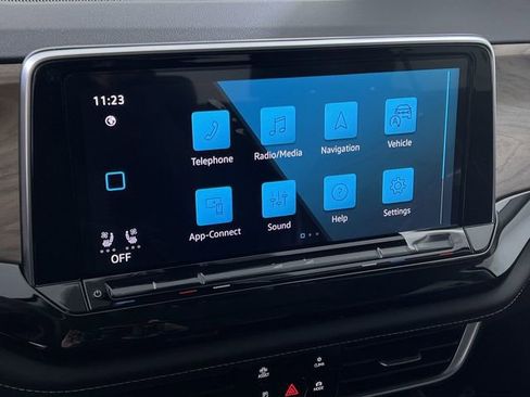 New 2026 Volkswagen Atlas SE image 26