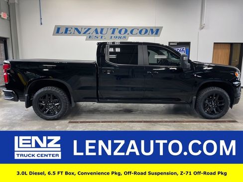 Used 2024 Chevrolet Silverado 1500 RST image 1