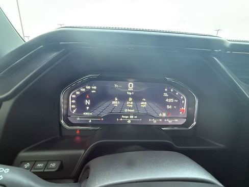 Used 2025 GMC Sierra 1500 AT4 w/ AT4 Premium Package image 17