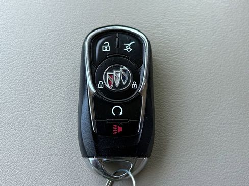 Used 2021 Buick Enclave Essence w/ Sound and Sites Package image 28