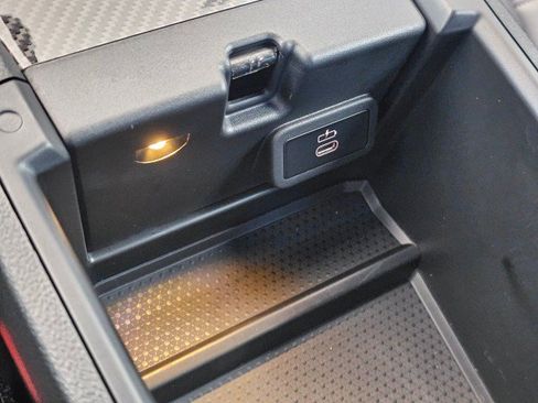 Used 2025 BMW M2 w/ Lighting Package RWD image 38