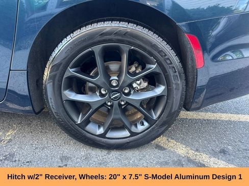 Used 2023 Chrysler Pacifica Limited w/ S Appearance Package FWD image 28