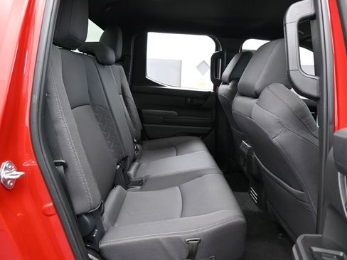 Used 2025 Toyota Tacoma SR5 image 43