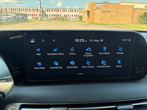 Used 2025 Hyundai Palisade SEL AWD/4WD image 17