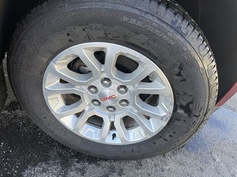 Used 2020 GMC Yukon SLT w/ Open Road Package image 6