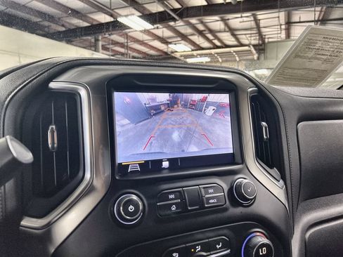 Used 2019 Chevrolet Silverado 1500 LT w/ Texas Edition AWD/4WD image 34