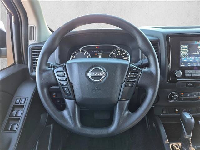 Used 2023 Nissan Frontier S w/ Technology Package RWD image 13