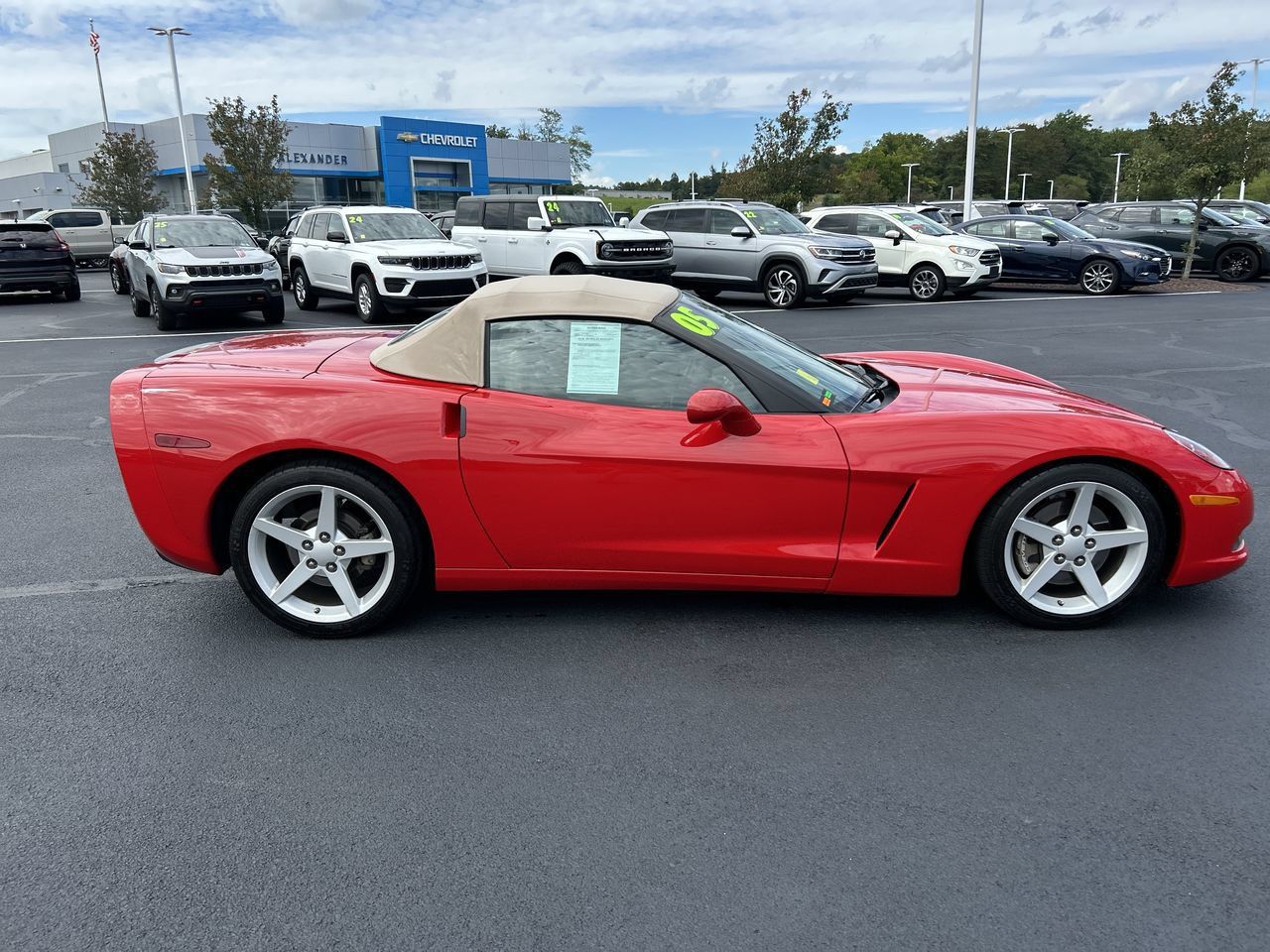 Used 2005 Chevrolet Corvette Convertible w/ Preferred Equipment Group RWD image 8