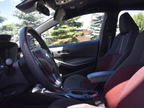 Used 2024 Toyota Corolla SE FWD image 8