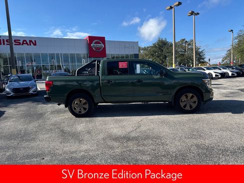 Certified 2024 Nissan Titan SV w/ SV Bronze Edition Package image 4