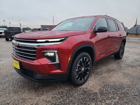 New 2026 Chevrolet Traverse LT w/ Sun and Wheel Package image 3