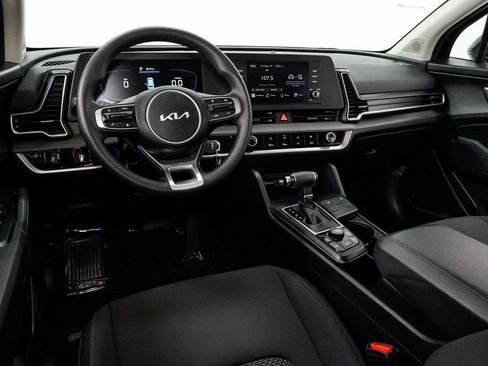 Certified 2024 Kia Sportage LX image 6