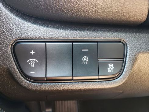 Used 2024 Kia Seltos S AWD/4WD image 30