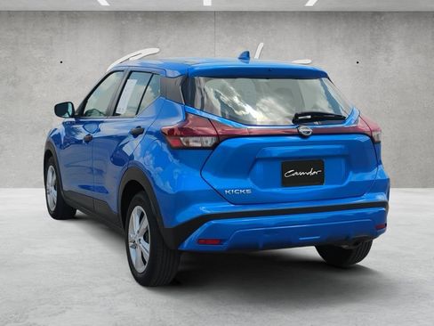Used 2022 Nissan Kicks S FWD image 11