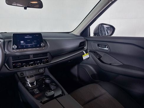 New 2026 Nissan Rogue SV w/ Cold Weather Package AWD/4WD image 20
