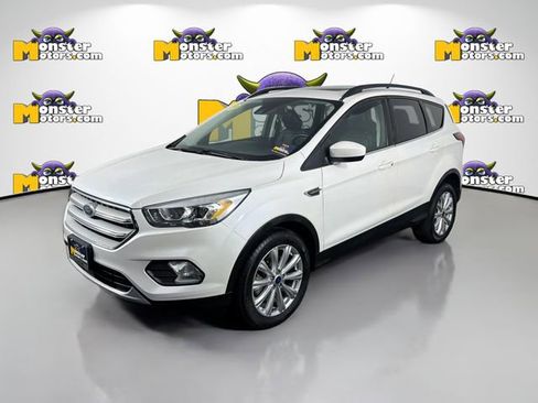 Used 2019 Ford Escape SEL image 1