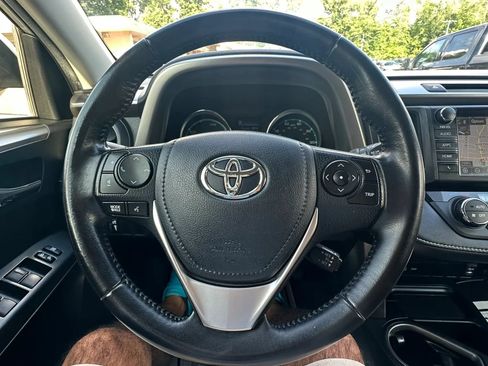 Used 2016 Toyota RAV4 XLE AWD/4WD image 11