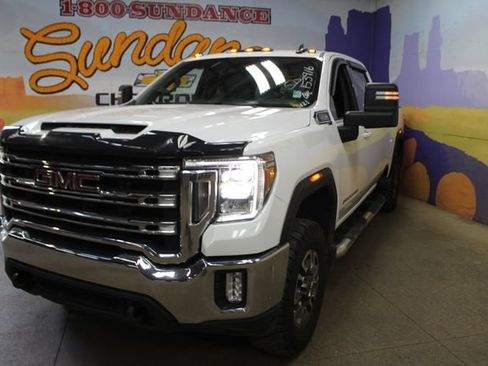 Used 2022 GMC Sierra 2500 SLE w/ SLE Convenience Package AWD/4WD image 4