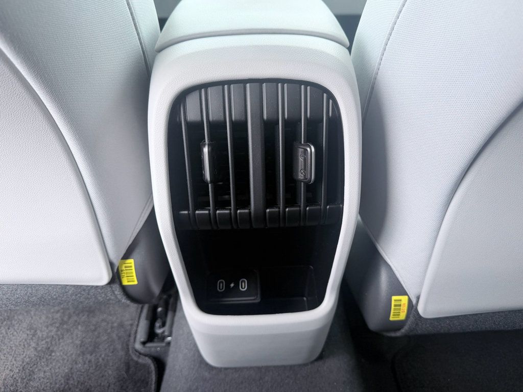Used 2024 Hyundai Kona SEL FWD image 27